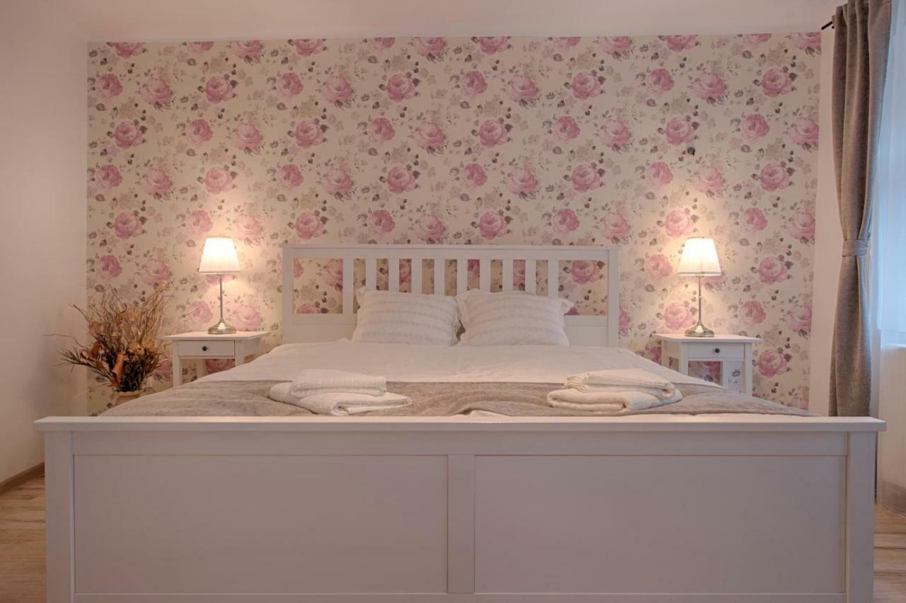 Appartamento Casa Witting Braşov Esterno foto
